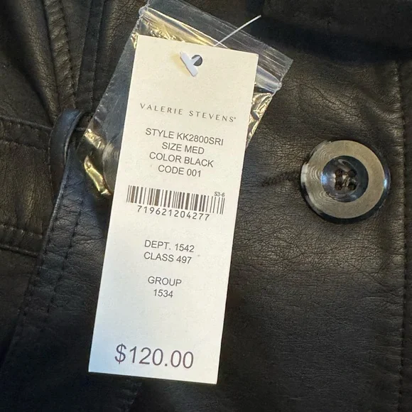 Women’s Faux-leather coat. Medium. New with tags! - Picture 6 of 6